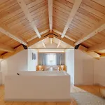 Heart Of Porto Apartments By Vacationy