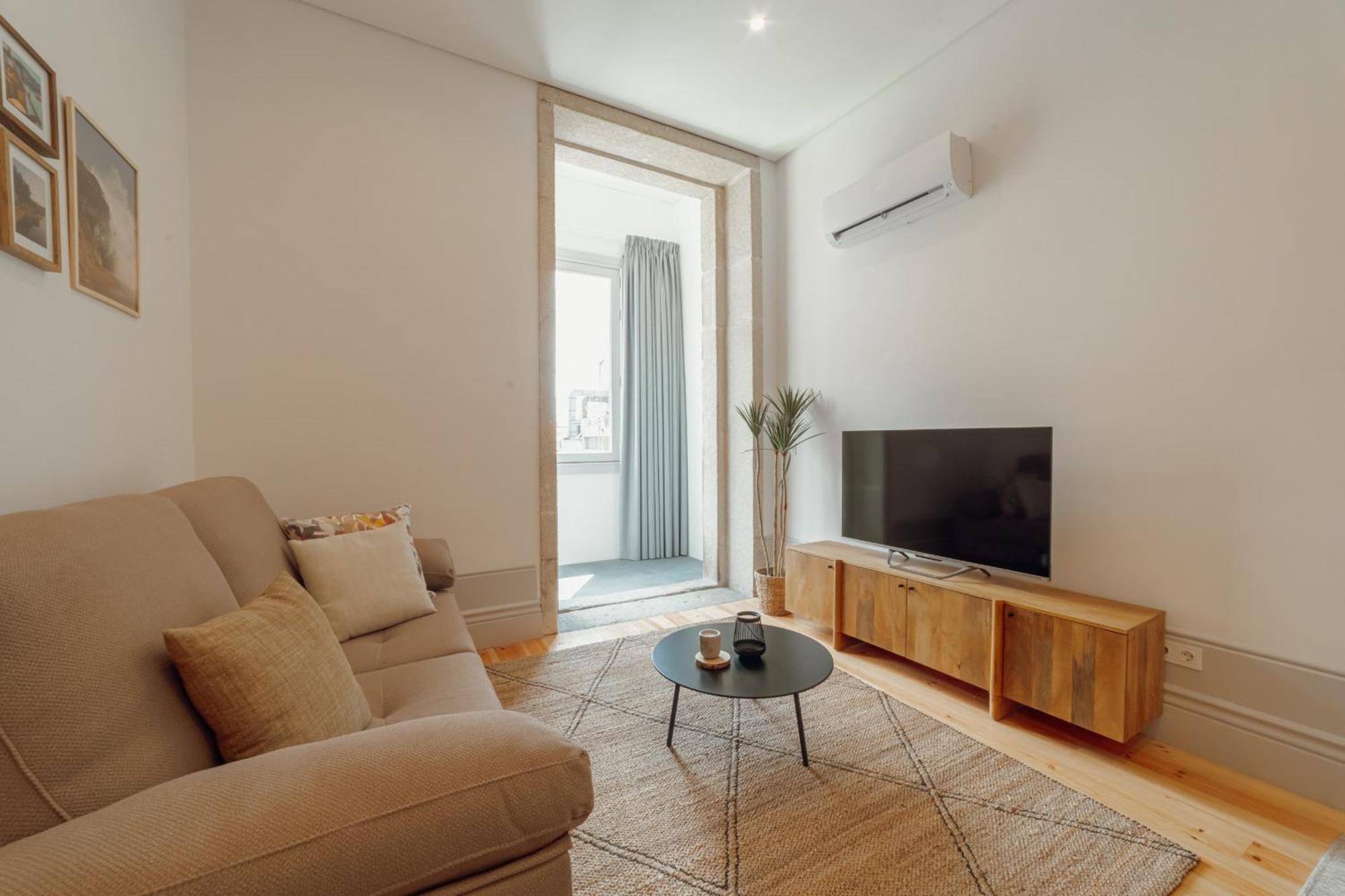 Heart Of By Vacationy Apartment *